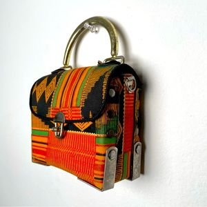 Tribal print mini bag 😍 vintage